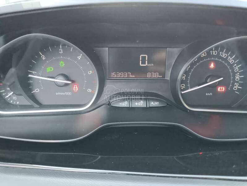 Peugeot 208 1.6 HDI