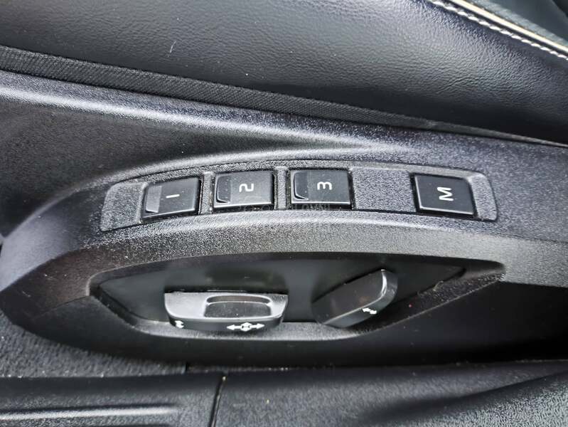 Volvo V40 R-DESIGN