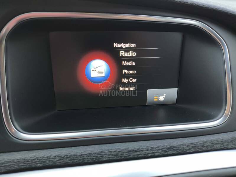 Volvo V40 R-DESIGN