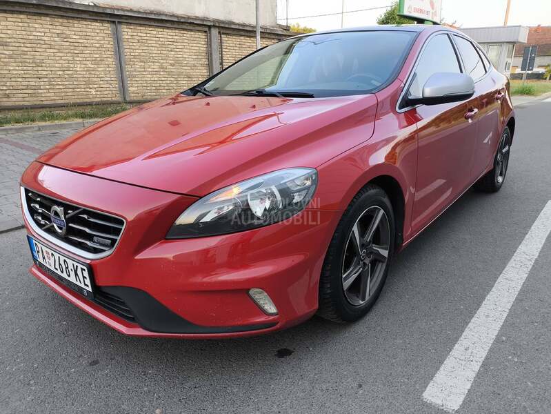 Volvo V40 R-DESIGN