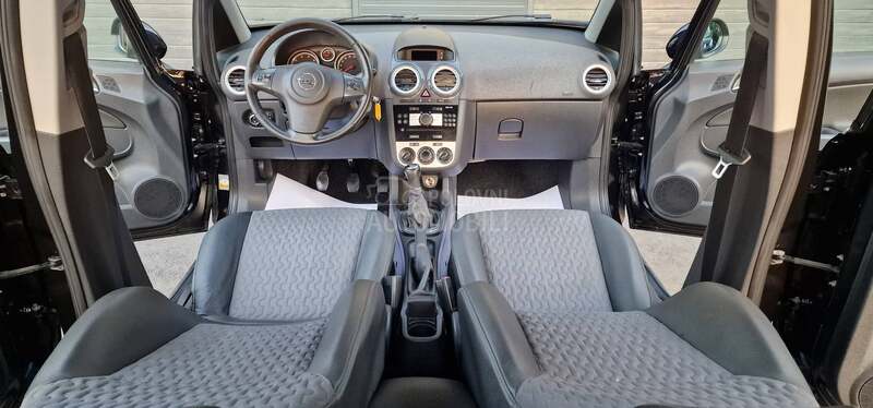 Opel Corsa D 1.3cdti Cosmo