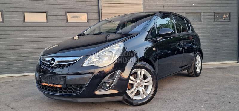 Opel Corsa D 1.3cdti Cosmo