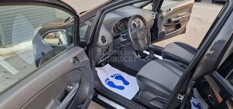 Opel Corsa D 1.3cdti Cosmo