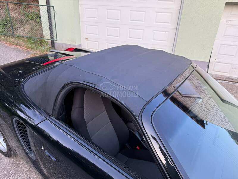 Toyota MR2 
