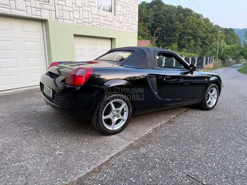 Toyota MR2 