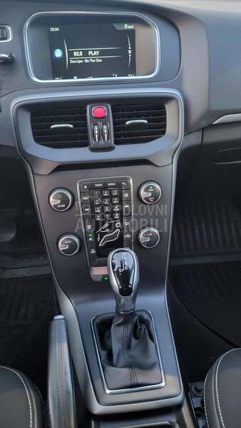 Volvo V40 2.0 D2 Summum