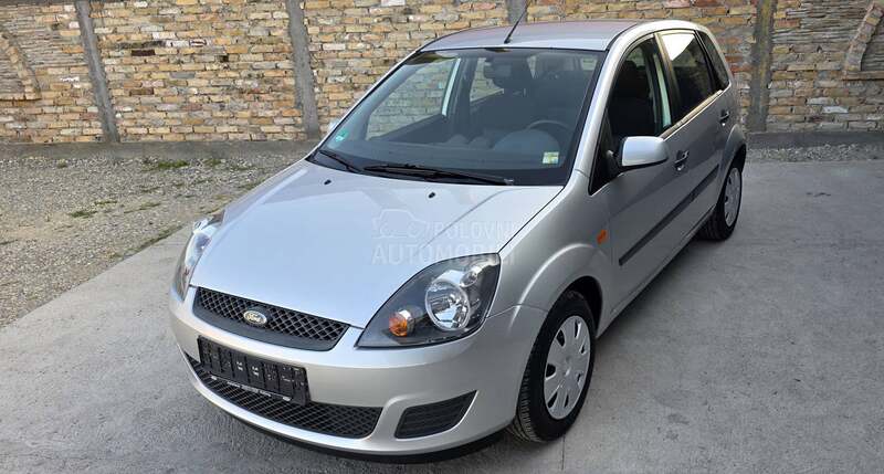 Ford Fiesta 1.2b kaonov 83k