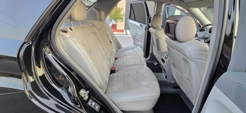Mercedes Benz ML 350 SPORT/4M/Car vert