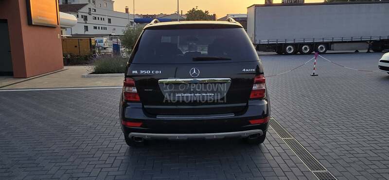 Mercedes Benz ML 350 SPORT/4M/Car vert
