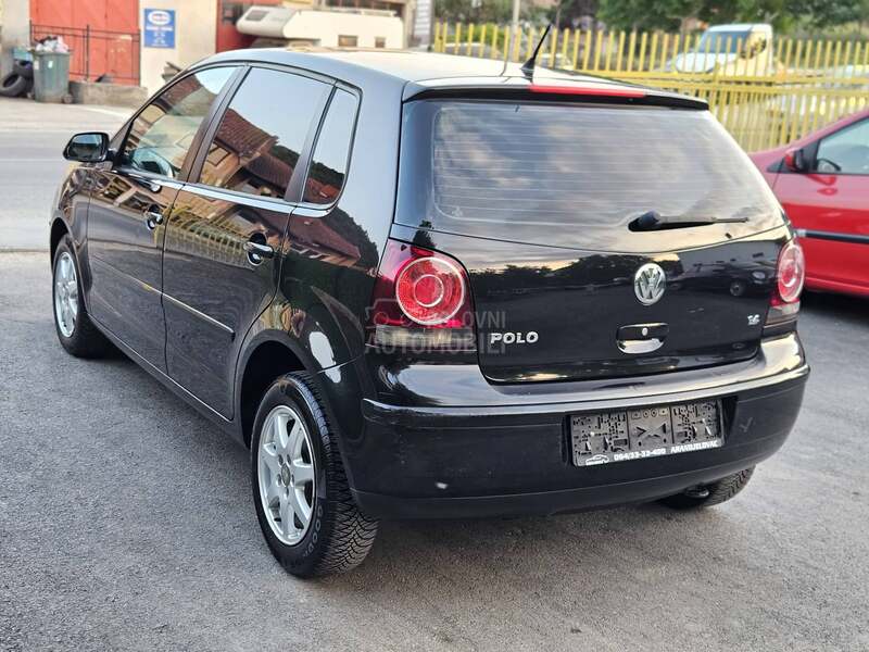 Volkswagen Polo 1.4B //CH//