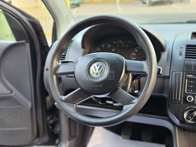Volkswagen Polo 1.4B //CH//