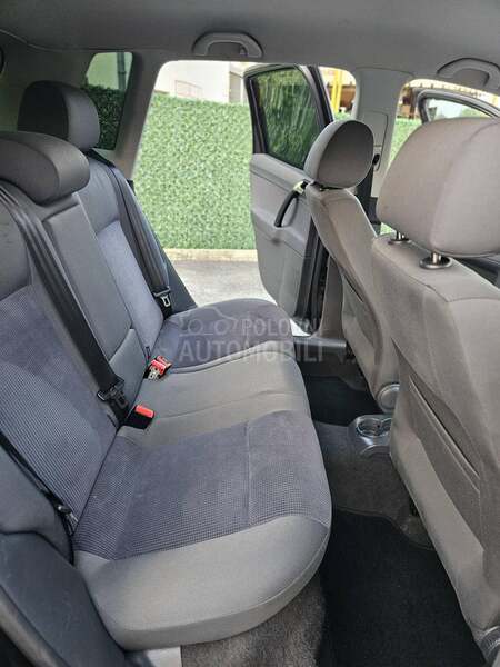 Volkswagen Polo 1.4B //CH//