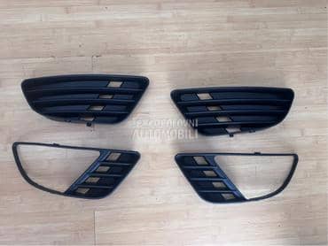 rešetka maglenke za Ford Fiesta od 2002. do 2005. god.