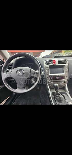 Lexus IS 220 2.2