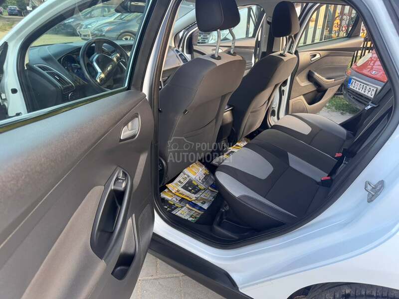 Ford Focus 1.0 BEN ŠVAJ NOV