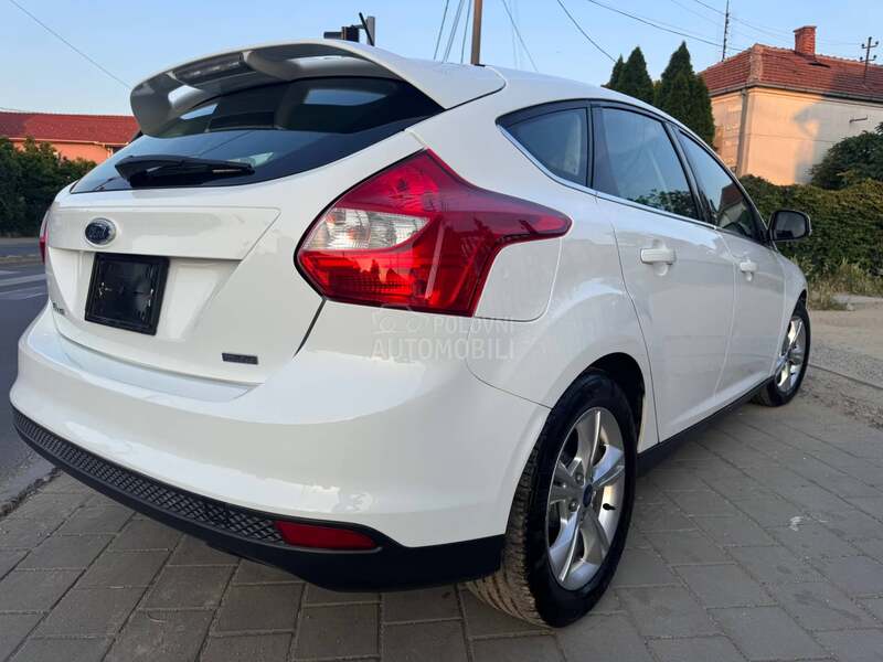 Ford Focus 1.0 BEN ŠVAJ NOV