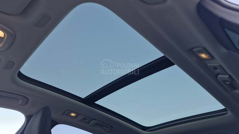 Volvo XC60 AWD PANO/360/HARMAN