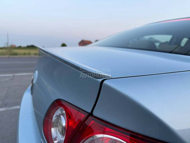 Volkswagen Passat B6 1.6tdi /R LINE/N O V