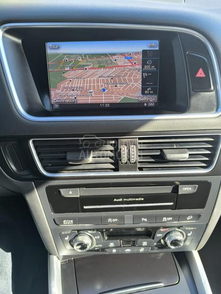 Audi Q5 QUATTRO2.0TDI S LINE