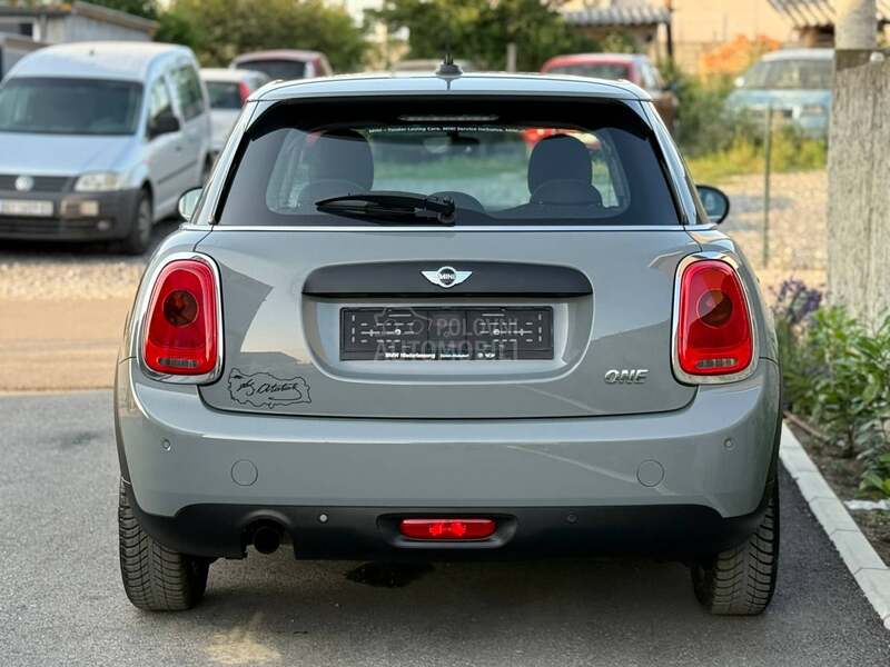MINI One 1.2 NAVl SWlSS