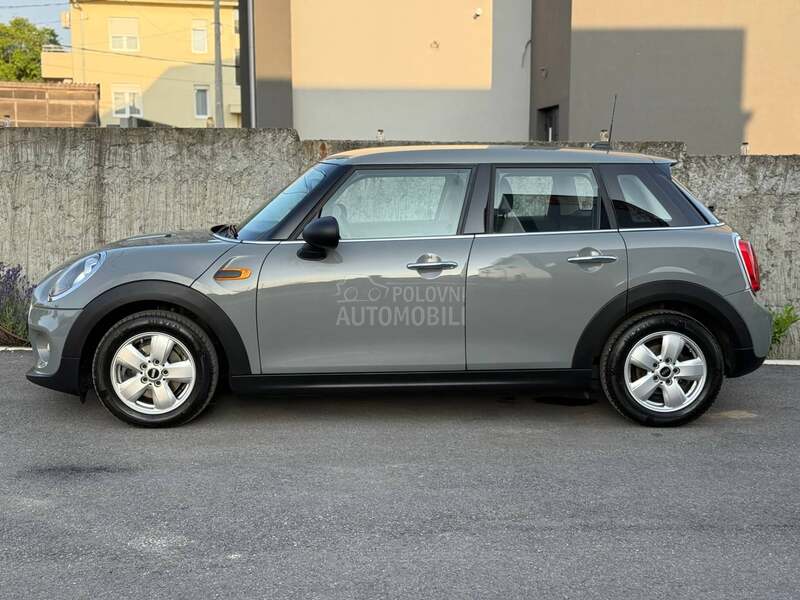 MINI One 1.2 NAVl SWlSS