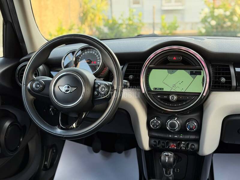 MINI One 1.2 NAVl SWlSS