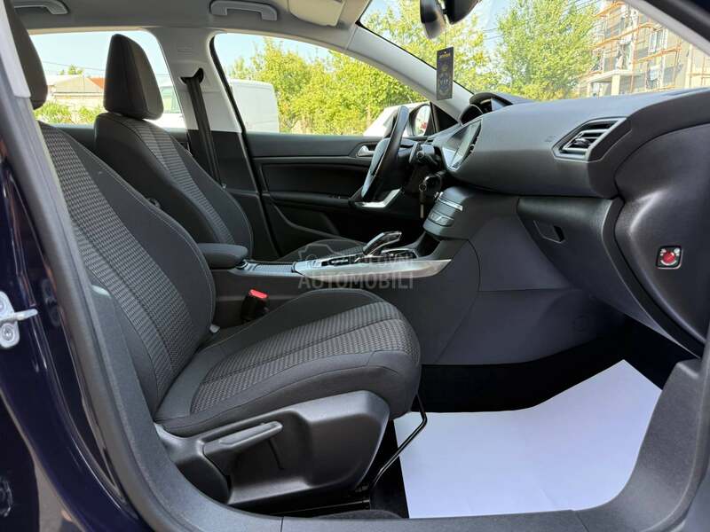 Peugeot 308 1.5 BHDI AUTOM/NAVl