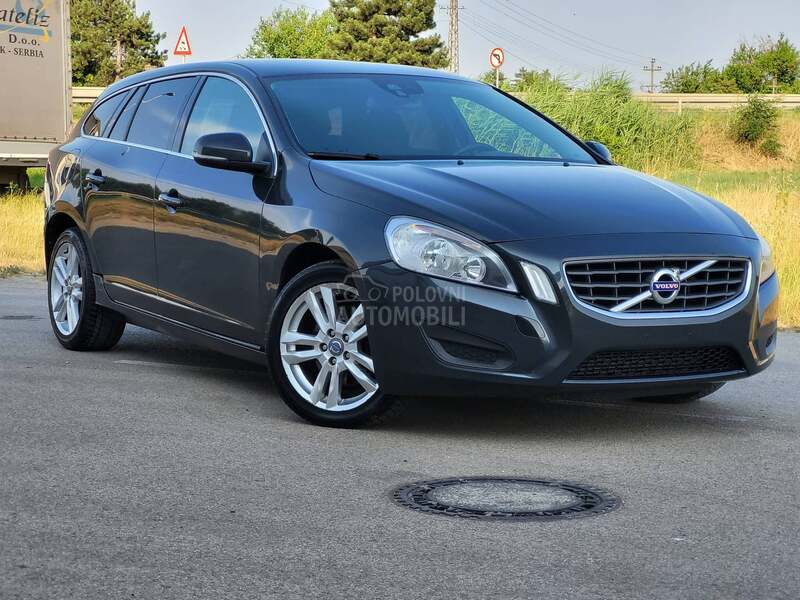 Volvo V60 2.0 D3 V I D I