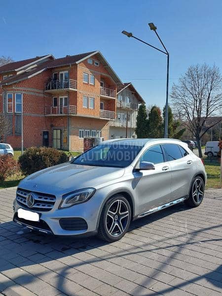 Mercedes Benz GLA 180 Aut. AMG Line