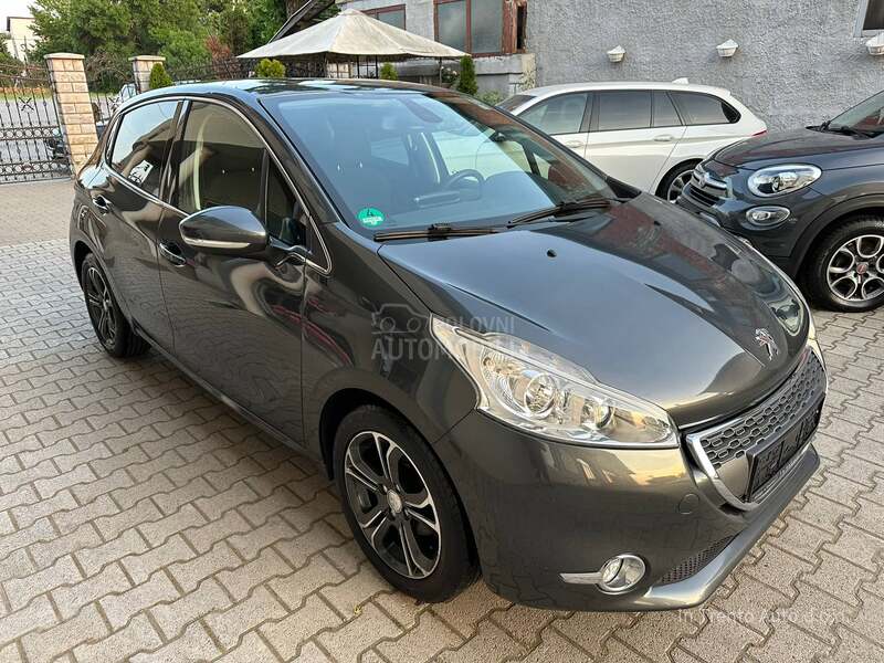 Peugeot 208 1.2