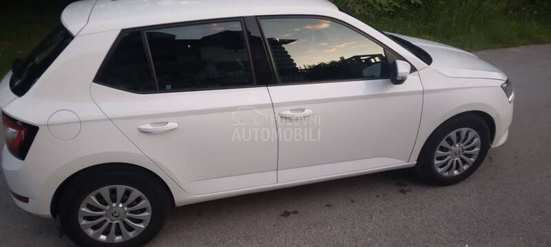 Škoda Fabia 1.0
