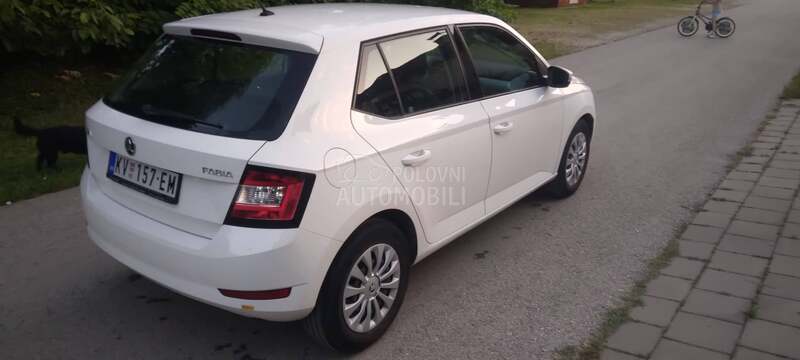 Škoda Fabia 1.0