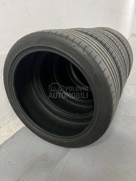 Goodyear 255/40 R21 Letnja