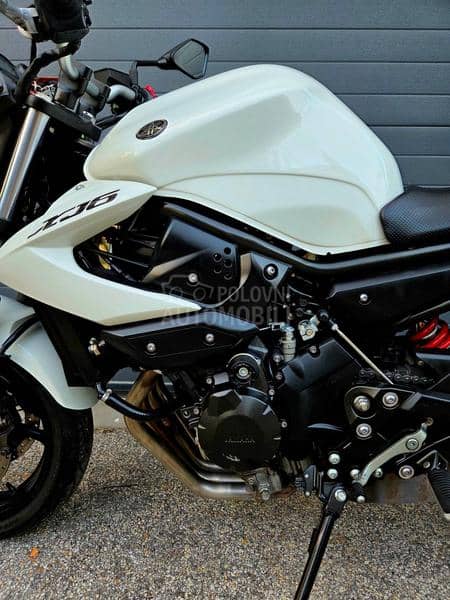 Yamaha XJ6 NA ABS