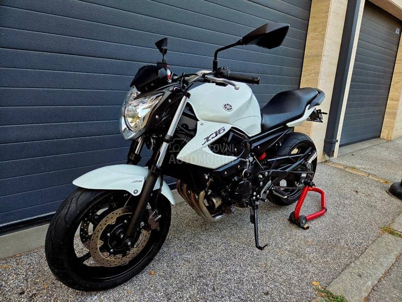 Yamaha XJ6 NA ABS