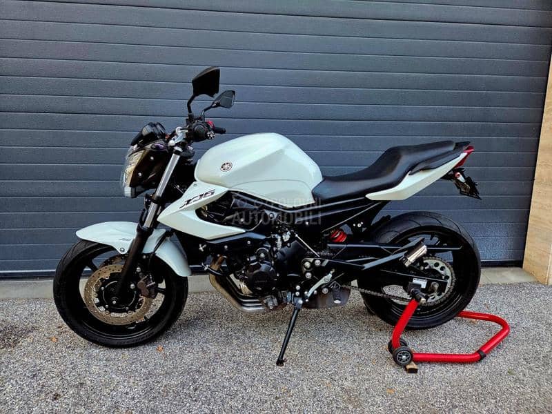 Yamaha XJ6 NA ABS