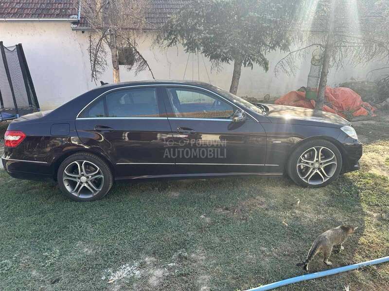 Mercedes Benz E 300 E 300 CDI