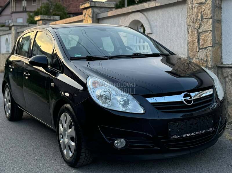 Opel Corsa D 1.2 B