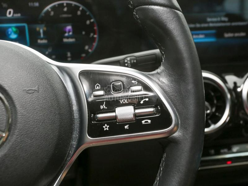 Mercedes Benz GLA 200 