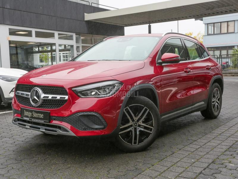 Mercedes Benz GLA 200 