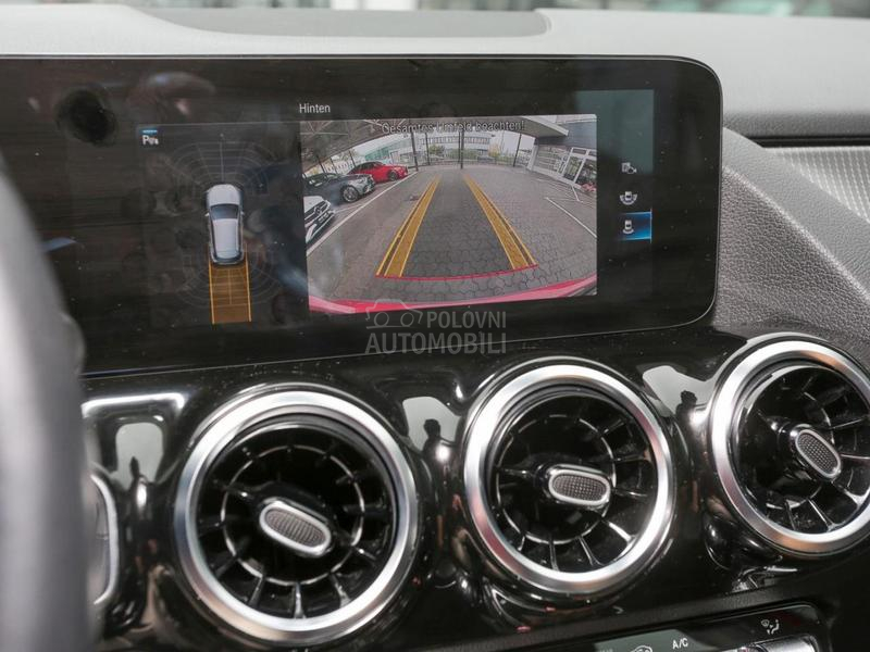 Mercedes Benz GLA 200 