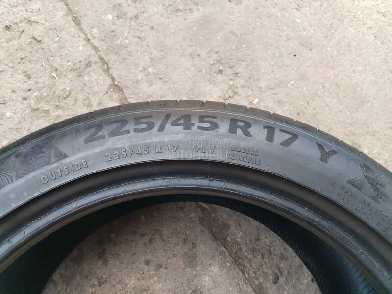 Continental 225/45 R17 Letnja