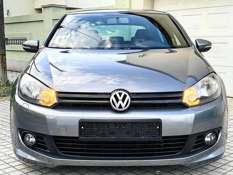 Volkswagen Golf 6 1.6TDI R-LINE NAVl