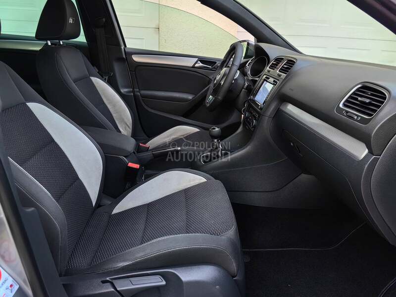 Volkswagen Golf 6 1.6TDI R-LINE NAVl