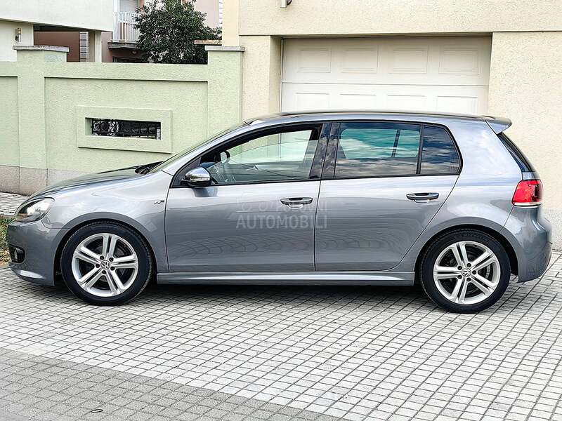 Volkswagen Golf 6 1.6TDI R-LINE NAVl