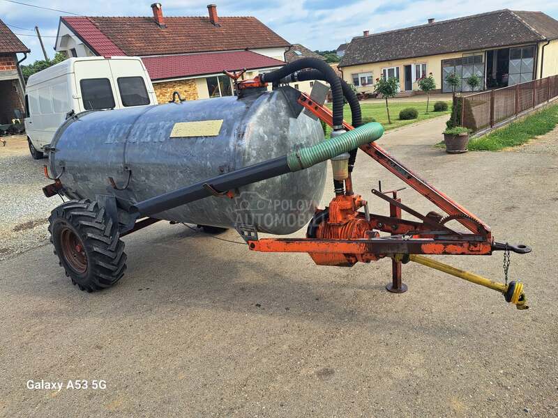 Bauer 2.6tona Uvoz
