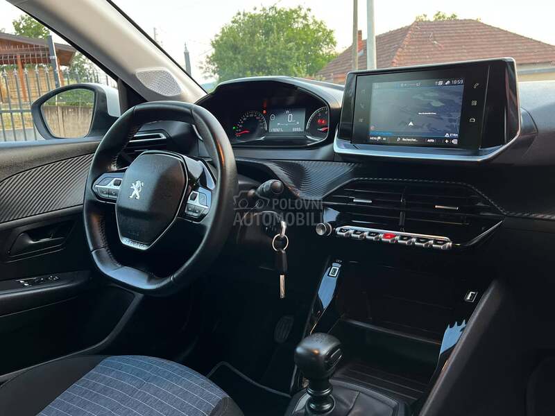Peugeot 208 1.5HDi ZAMENJEN SET