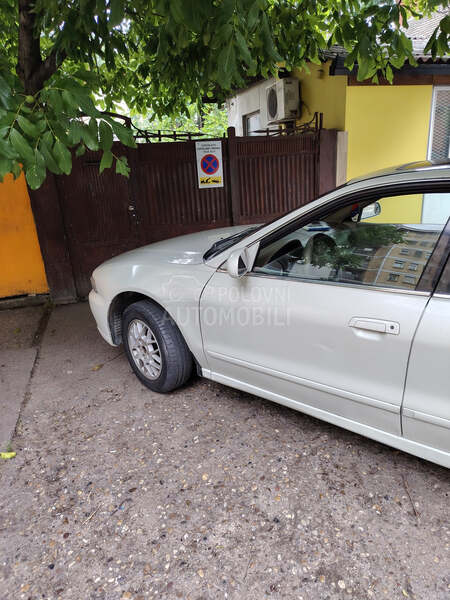 Mitsubishi Galant 