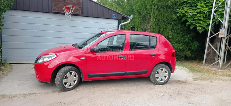 Dacia Sandero 