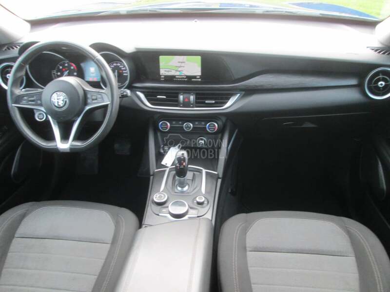 Alfa Romeo Stelvio 2.2t Q4 Business